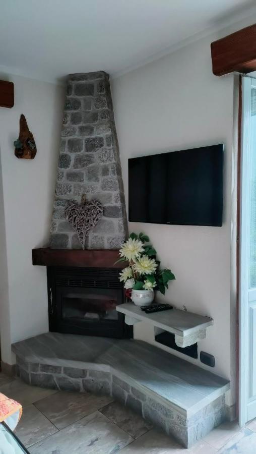 Apartamento Mansarda Monte Bianco La Salle Exterior foto